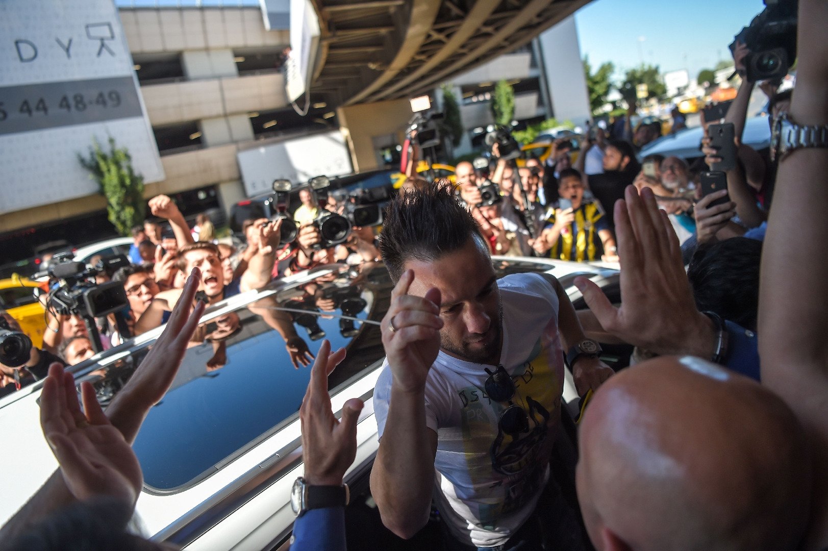 Valbuena hakkında bilinmeyenler