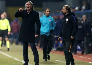 Riekerink'ten flaş karar