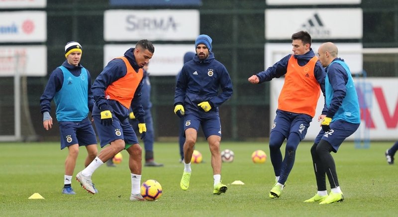 Fenerbahçe’de Ersun Yanal ateşi yaktı!