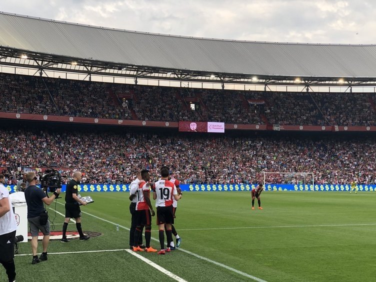 Dirk Kuyt’tan görkemli veda!