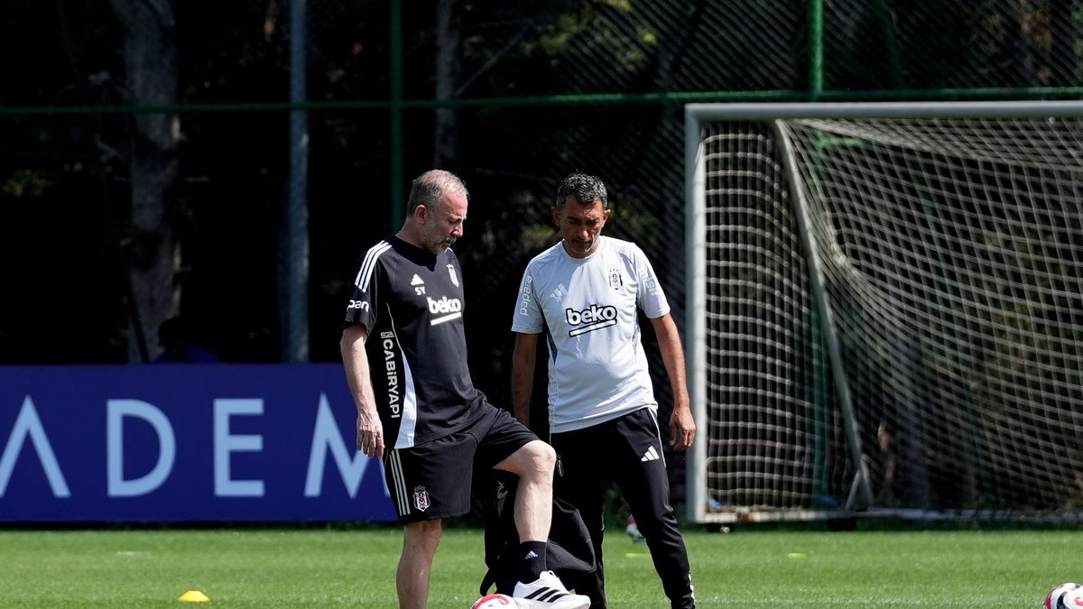 Beşiktaş 2 eksikle çalıştı! Beşiktaş 2 eksikle çalıştı!