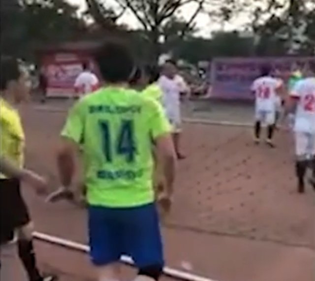 Çin’de akılalmaz olay! Rakibinin kulağını kopardı...