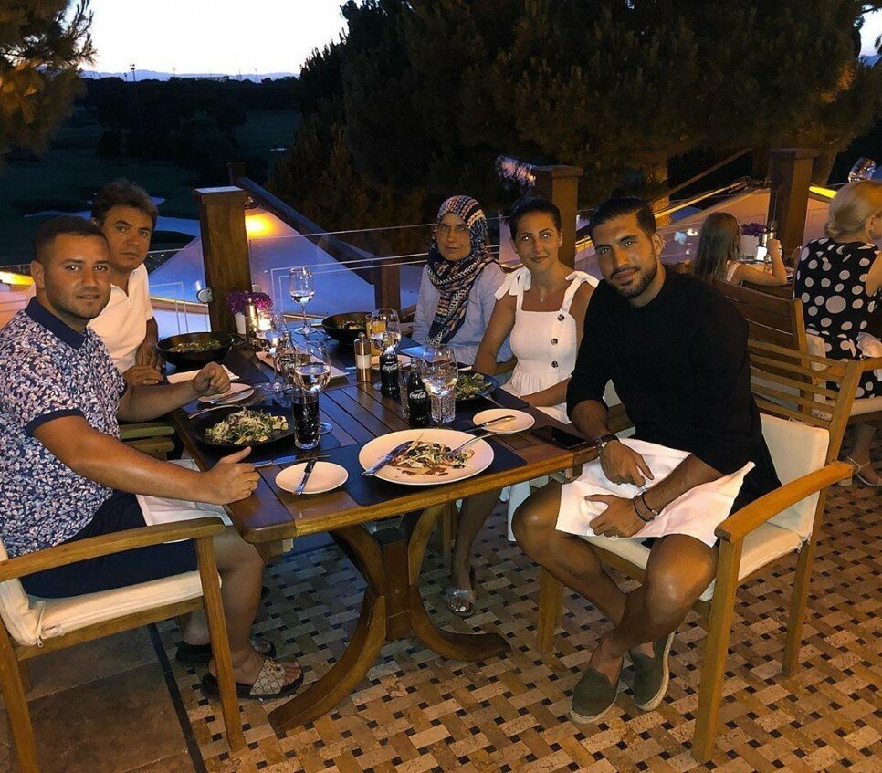 Futbolcuların tatil paylaşımları