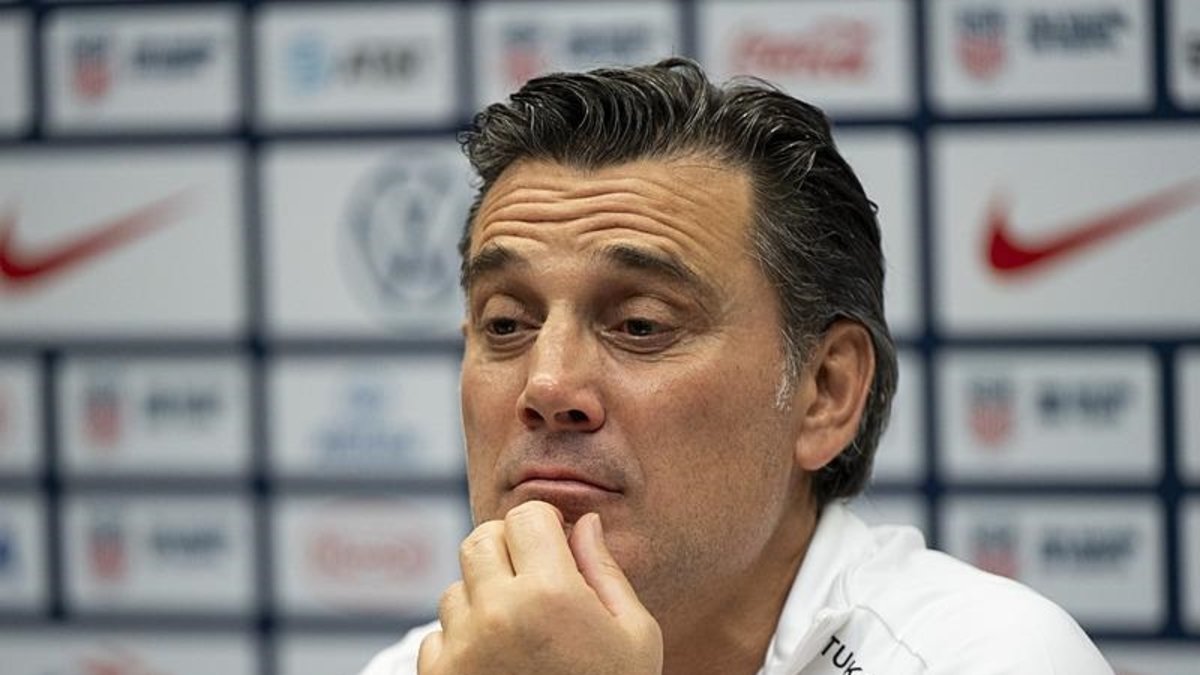 A Milli Takım'da Vincenzo Montella'dan 'Fenerbahçe' sorusuna flaş cevap! A Milli Takım'da Vincenzo Montella'dan 'Fenerbahçe' sorusuna flaş cevap!