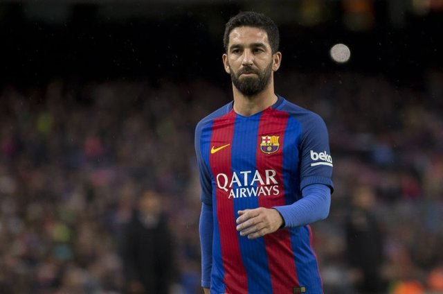 Arda Turan’ın menajeri Inter yöneticileriyle görüştü