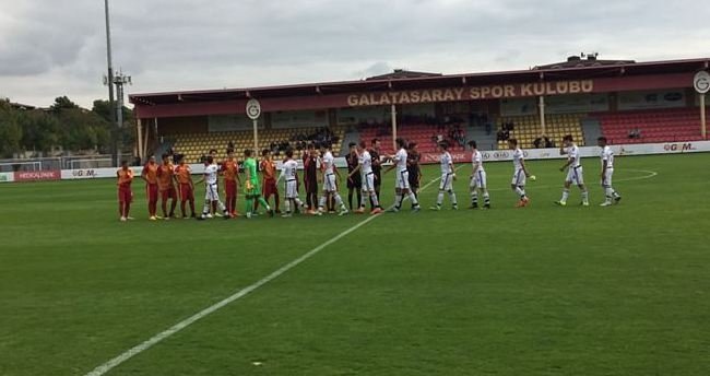 Galatasaray maçında olay!