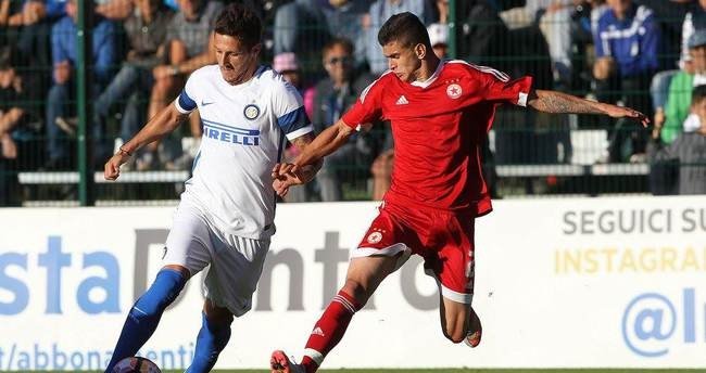 Caner Erkin’in ilk maçında olay çıktı!