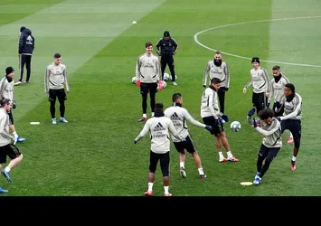 İndirim sırası Real Madrid'de mi?