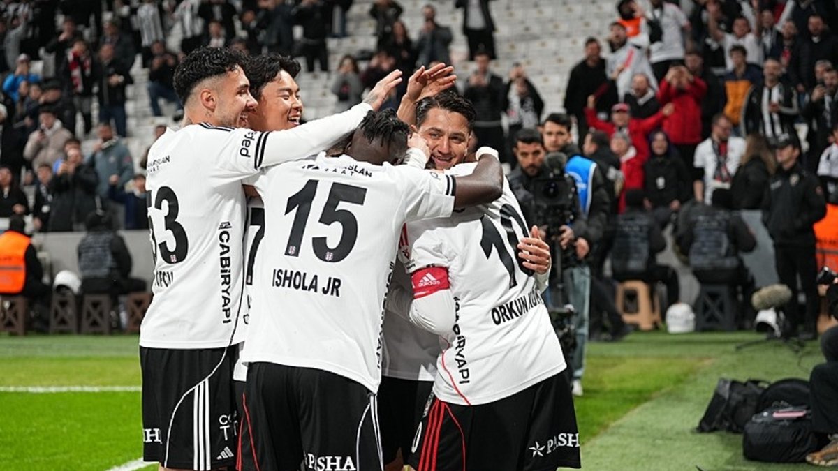 Beşiktaş evinde Hesap.com Antalyaspor'u rahat geçti! İşte maçın özeti