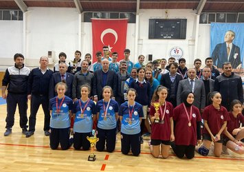 İstanbul şampiyonu Medeniyet Okulları!