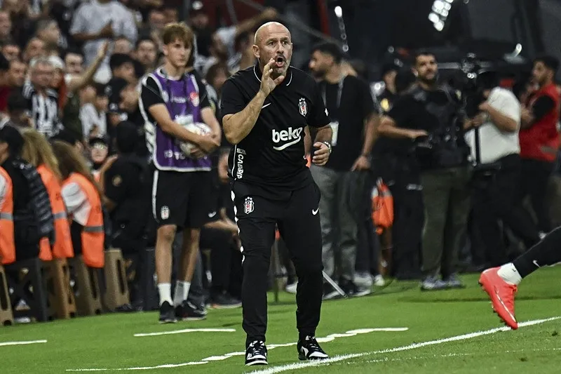 Vincenzo Italiano'dan Vlahovic'e dev övgü: İnanılmaz bir 9 numaraya sahip olduk! - 2