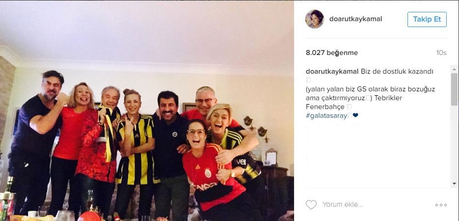 Ünlülerin derbi paylaşımı