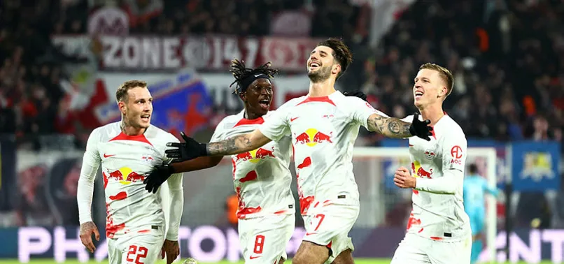 Paderborn 1-2 Stuttgart (Maç sonucu ÖZET)