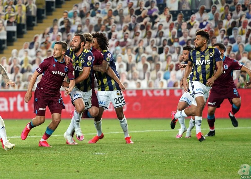 Fenerbahçe-Trabzonspor maçı sonrasında Alexander Sörloth’a büyük övgü! Takımını şampiyonluğa koşturuyor