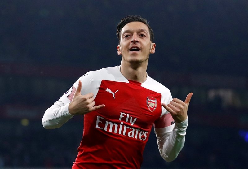 Mesut Özil Arsenal’den ayrılıyor