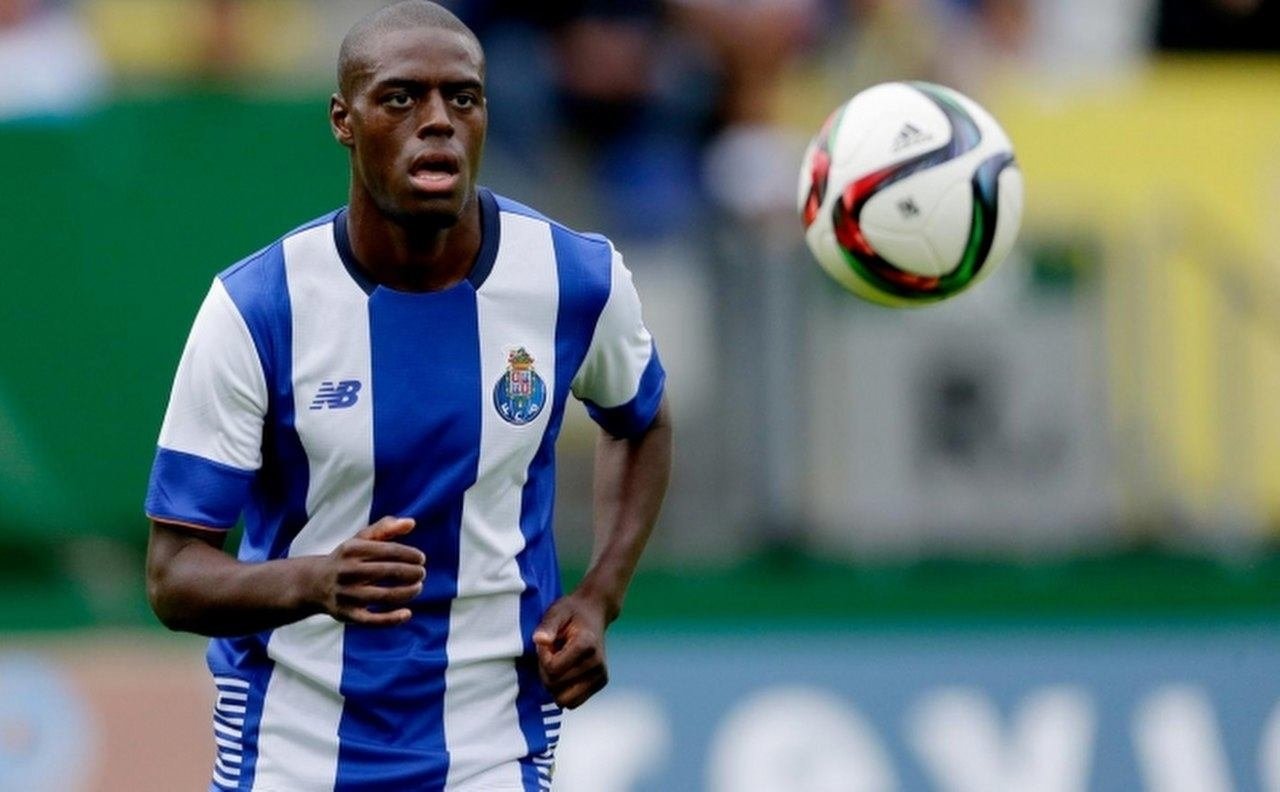 Beşiktaş’ta stopere 10 aday!