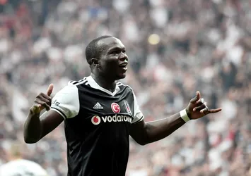 Beşiktaş'ta gelen gideni arattı