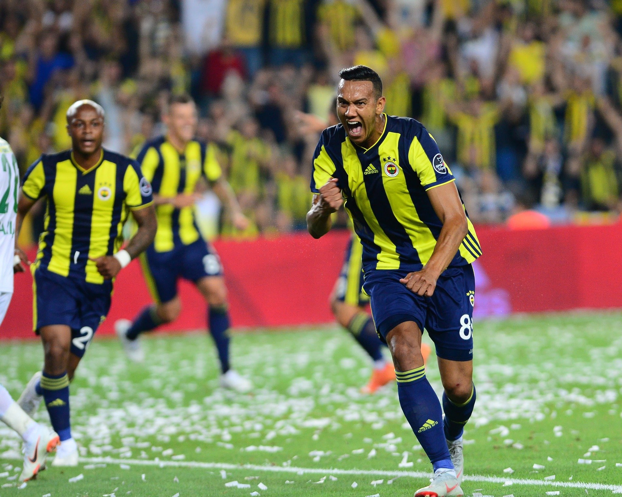 Fenerbahçe'nin eski futbolcusu Josef de Souza, beIN Sports Haber'...