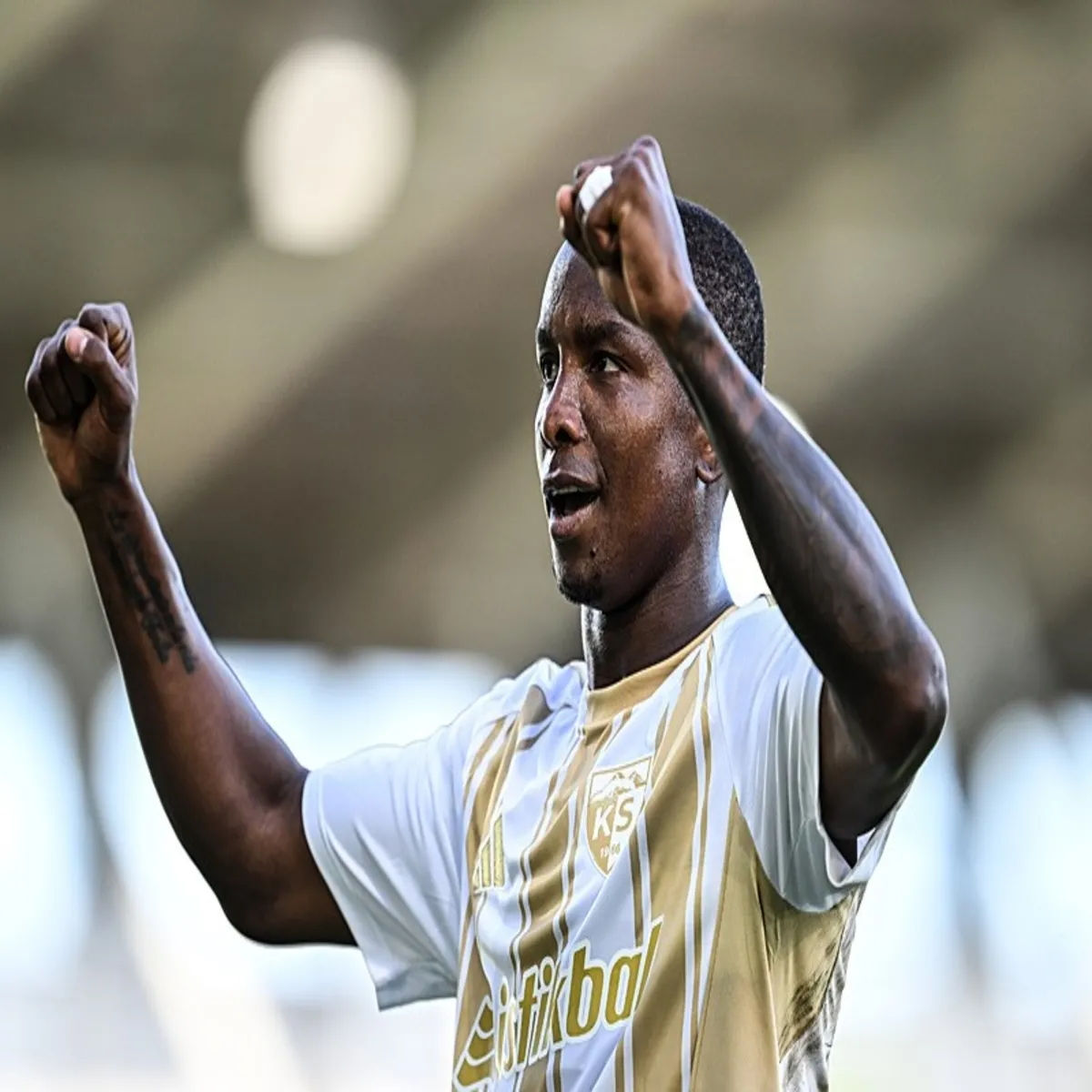 Kayserispor, Esenler Erokspor'u Moreno'nun Golleriyle Geçti!