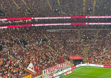 G.Saray tribünlerinden Filistin’e destek!