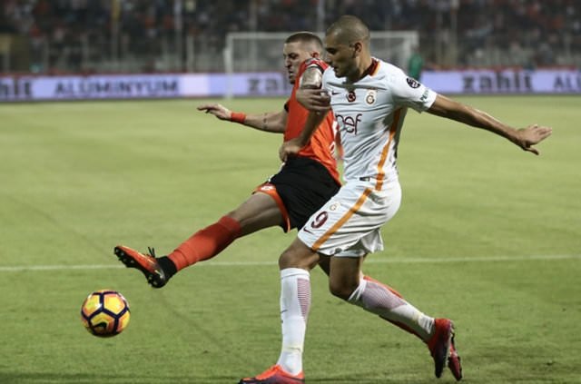 Hangi futbolcular sizin memleketinizden?