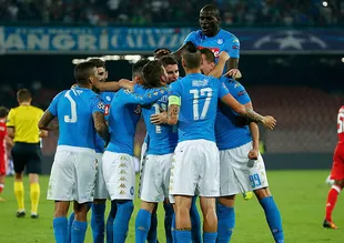 Napoli Benfica’ya gol yağdırdı