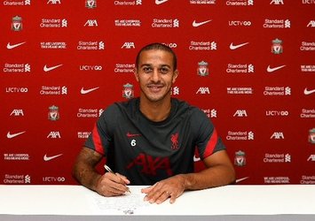 Thiago Alcantara Liverpool'da!