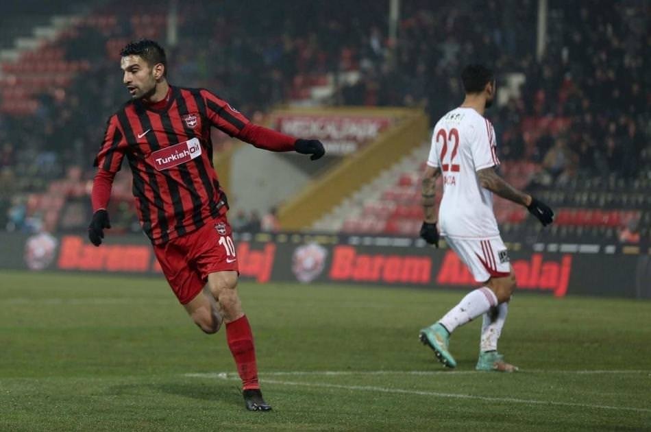 Son 5 yılda ülke puanına en çok kim katkı yaptı?