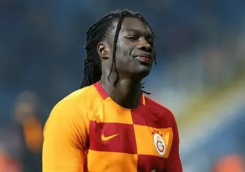 Galatasaray'da Gomis penaltı kaçırdı