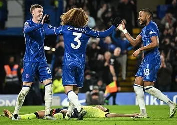 Chelsea evinde farklı kazandı!