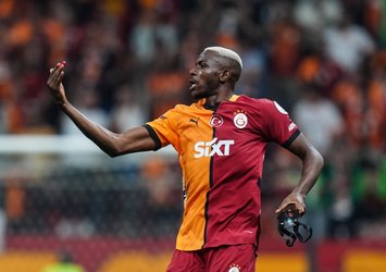 Osimhen'den Napoli'ye rest!