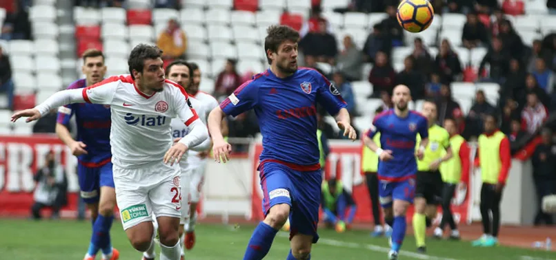 Antalyaspor Karabükspor'u 1-0 mağlup etti