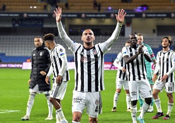 Onur'dan flaş transfer açıklaması