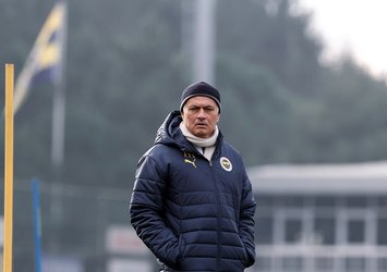 Mourinho'dan sürpriz karar! İşte F.Bahçe'nin Lyon maçı 11'i