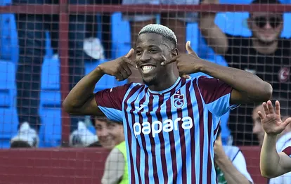 Trabzonspor’da Simon Banza beğeni topladı
