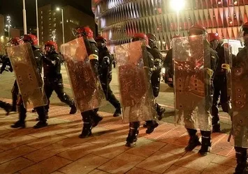Holigan terörü! 1 polis öldü...