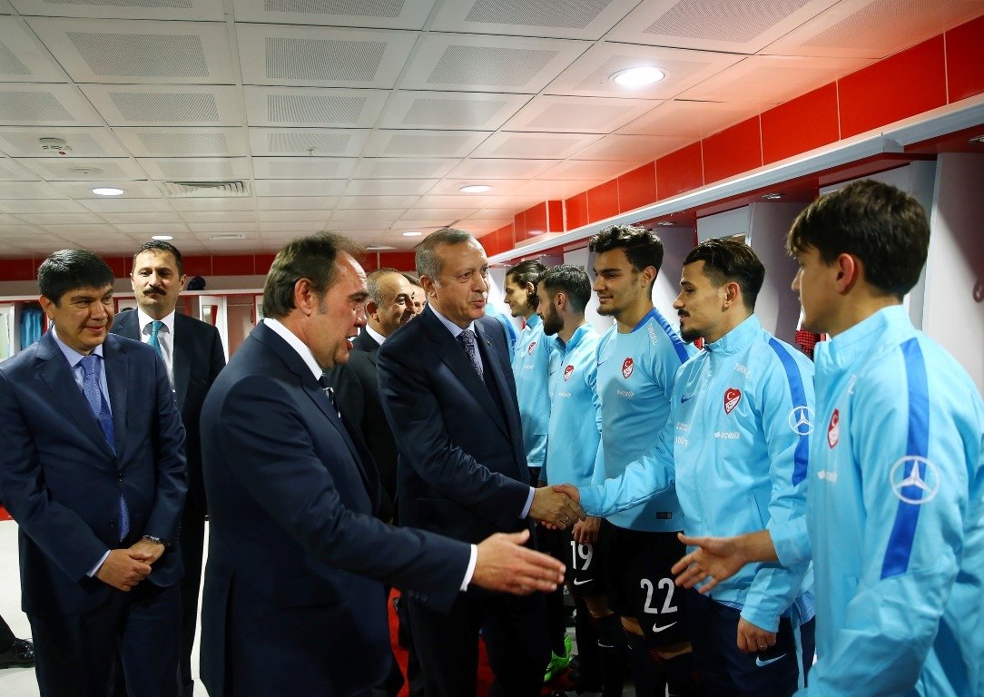 Cumhurbaşkanı Erdoğan, Antalya Stadı’nda