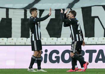 Beşiktaşlı yıldızın menajeri açıkladı! "4.5 milyon Euro'ya..."