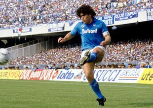 Maradona'yı tarihe gömdü!