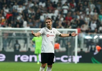 Caner Avrupa’nın zirvesinde