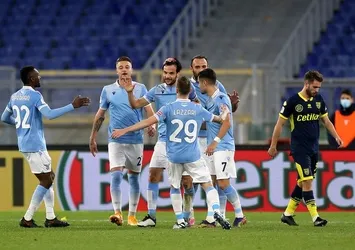 Lazio Vedat Muriqi'nin kafasıyla hayat buldu!