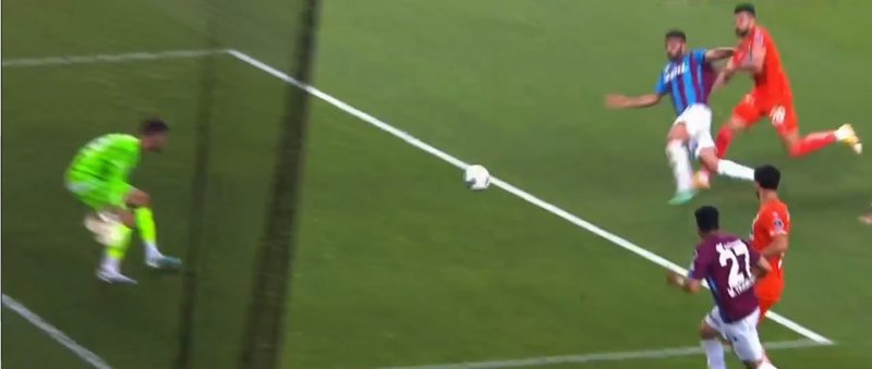 Trabzonspor - Alanyaspor maçında penaltı kararı! - 2