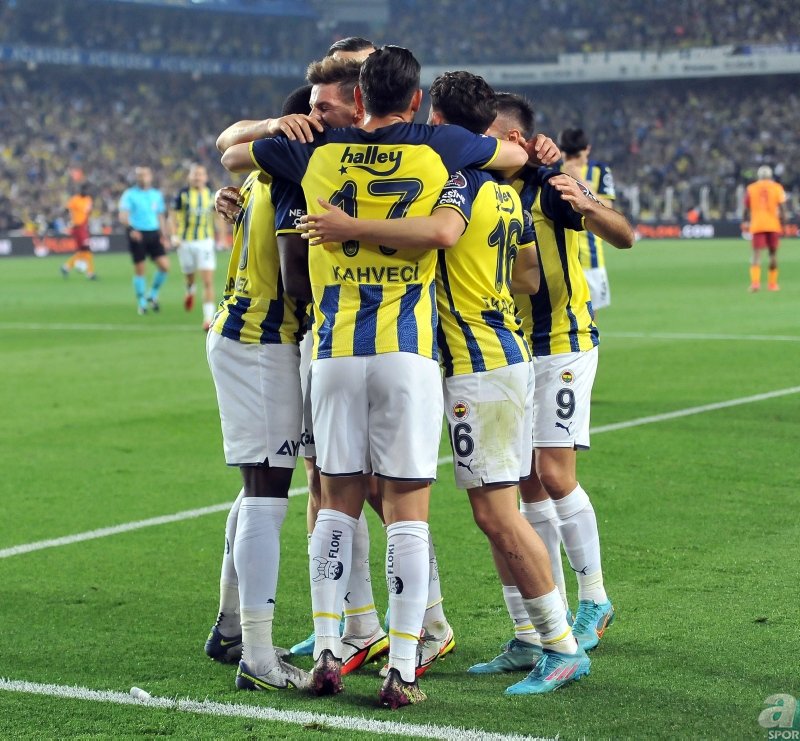 FENERBAHÇE TRANSFER HABERLERİ - Kanarya golcü bombasını patlatıyor! Fransız süper yıldız anlaşmaya çok yakın