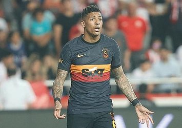 İşte Van Aanholt'un yerine gelecek isim!