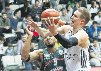 Kara Kartal’dan Banvit’e pençe