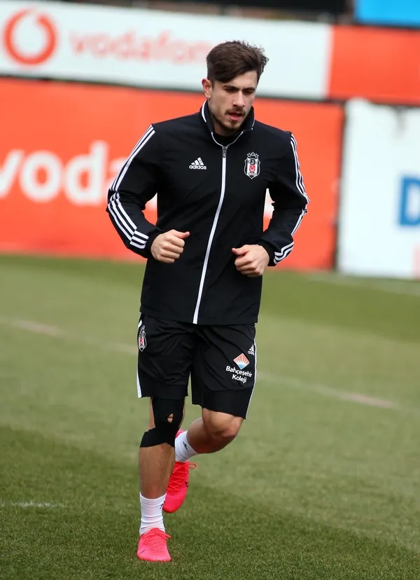 Beşiktaş'ta Dorukhan Toköz düz koşulara başladı! - 1