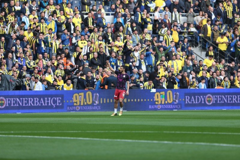 Volkan ve Muslera’dan örnek hareket