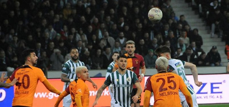 Giresunspor Galatasaray maçında savunmada büyük hata golü getirdi