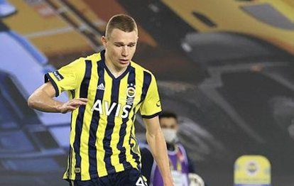 Son dakika Fenerbahçe haberi: Szalai Başakşehir’e attığı gol sonrası Altay Bayındır’ı unutmadı