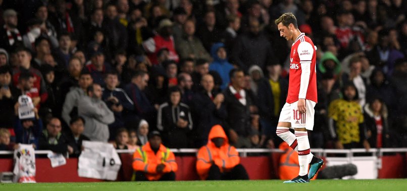 Arsenal'den flaş Mesut Özil açıklaması!
